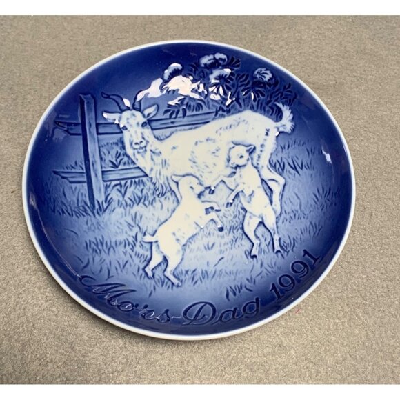 Bing & Grondahl Copenhagen Mors Dag 1991 Mothers Day Plate with Goat & Kids Desi - Picture 4 of 9